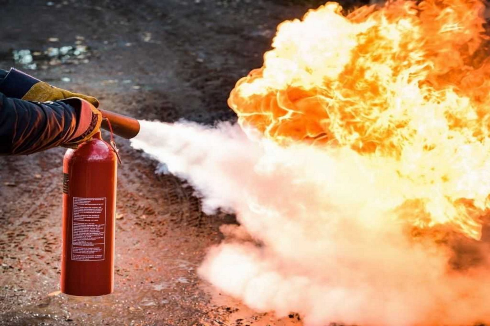 Yangın Söndürme Tüpleri Kullanımında Dikkat Edilmesi Gereken Hususlar